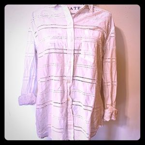 EUC GAP Eyelet Boyfriend Blouse White Beach XL